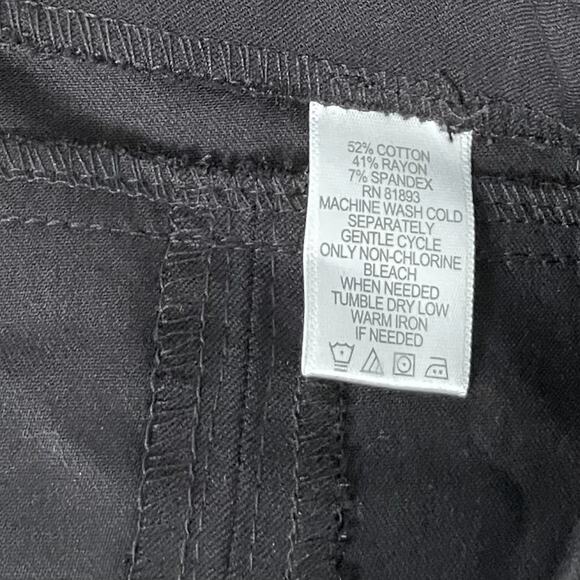 Isaac Mizrahi Live Size 10 Black Ponte Knit Pull On Pants Dark Straight Leg - Picture 6 of 13